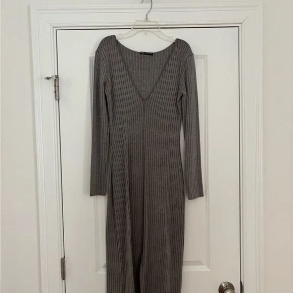 Zara Ribbed V-Neck Long Sleeve Knit Dress - Gray - Picture 5 of 7